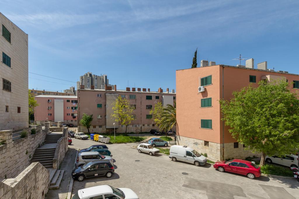 Sunny Apartment Σπλιτ Δωμάτιο φωτογραφία